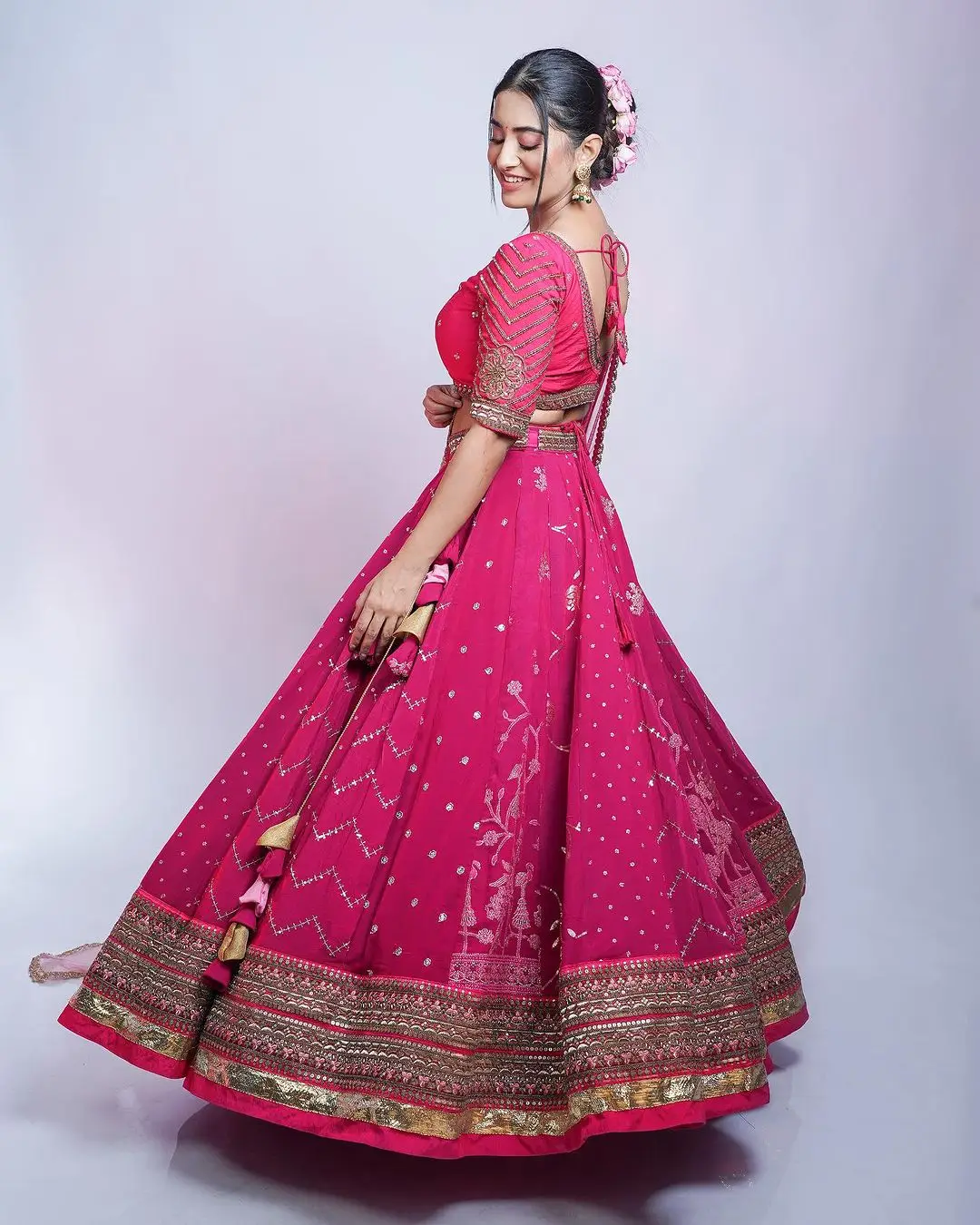 Tollywood Actress Rashi Singh in Pink Lehenga Choli